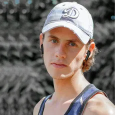 Mini Wireless Earbuds with Bluetooth 5.0 & Noise Reduction iPhone & Android