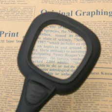 Hand Held Magnifying Glass Optical Grade With 6 LED Lights Shatterproof Lens UK