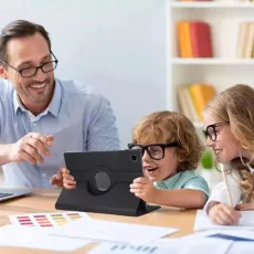 Case with Auto Wake/Sleep