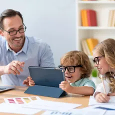 iPad 7th8th9th Gen 10.2-inch Smart Case Navy with stand