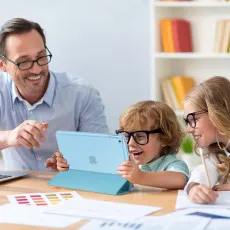 iPad 7th8th9th Gen 10.2-inch Smart Case Sky with stand