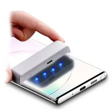 Samsung Galaxy Note 20 Ultra UV light installation for tempered glass screen protector, ensuring strong adhesion and clarity.