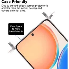 Case-friendly screen protector for Motorola One Zoom – designed to fit flat areas while leaving space for cases