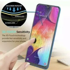 3D-Touch sensitive tempered glass screen protector ensuring fast response and smooth touch experience on a smartphone