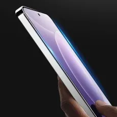 Edge-to-edge tempered glass screen protector for Honor 300, designed for ultra-smooth touch response and enhanced durability.