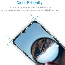 Case Friendly screen protector, smaller than the phone screen