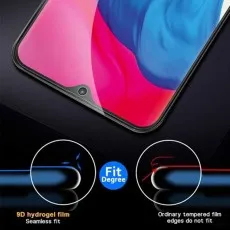 9D hydrogel film with seamless fit vs. ordinary tempered film with ill-fitting edges