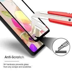 Visual proof of anti-scratch protection for LG K42, showing resistance to sharp objects.
