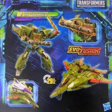 Transformers Legacy Evolution Skyquake box art showing the robot and jet modes, plus accessories.