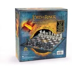A view of the back of The Lord of the Rings chess set box, showing the full set and a description of the product