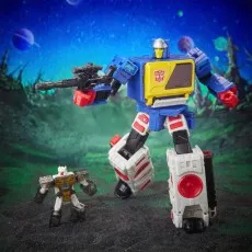 A detailed, low-angle shot of the Twin-Cast and Eject figures in their robot modes, with a blaster, against a space-themed background