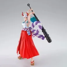 Yamato figure from One Piece raising a large black club over the shoulder in a striking pose.